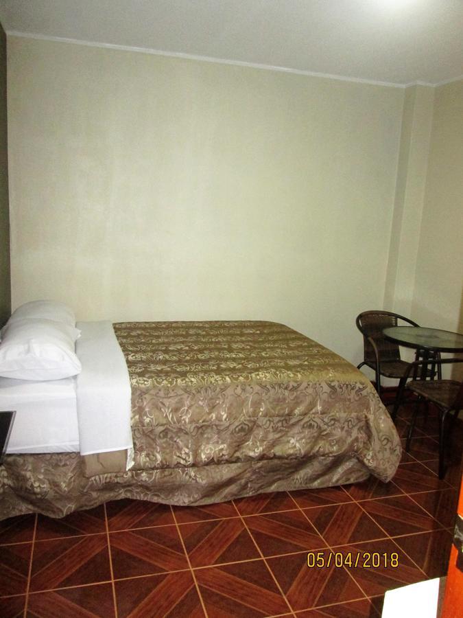 هواتشو Hostal Caprichos المظهر الخارجي الصورة